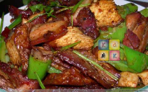 川味回锅肉的做法 经典川味回锅肉 ,做法附图