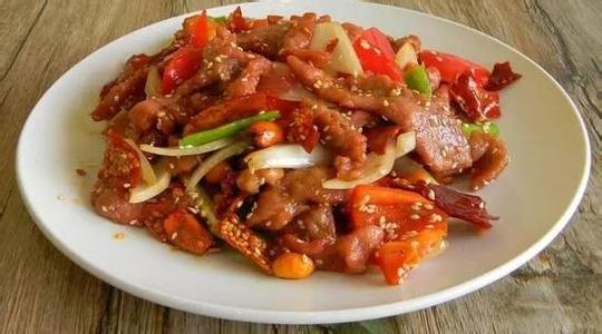 能吃出肉味的下饭菜：清炒熏干