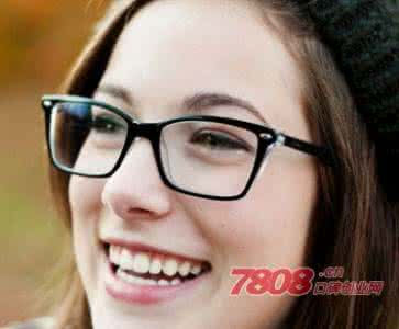 戴眼镜眼睛变形咋恢复 戴眼镜眼睛变形 【戴眼镜眼睛变形怎么办】眼睛变形恢复办法