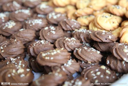 坚果曲奇饼干的做法 巧克力坚果曲奇的做法