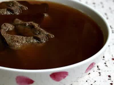 罗汉果猪肺汤 【详图细解】罗汉果猪肺汤的做法