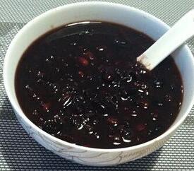 薏米红豆黑豆粥的禁忌 薏米黑豆粥的禁忌，这些知识非常重要