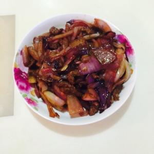 洋葱炒牛肉做法 洋葱炒牛肉 洋葱炒牛肉的做法,洋葱炒牛肉怎么做好吃,洋葱炒牛肉的家常做法