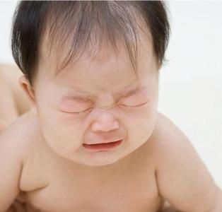 孩子奶粉过敏 孩子奶粉过敏 孩子老过敏 第一口奶惹的祸?