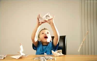 小儿多动症的症状表现 多动症的症状 小儿多动症早期症状有哪些?