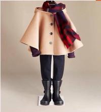 漂亮的红披风毛衣图解 漂亮的小披风/斗蓬来了（附自制裁剪图） 服装设计与剪裁技术交流（男装、女装、童装、衣服等相 手工交流区