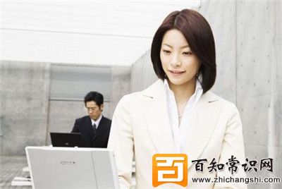 男人喜欢书卷味的女人 《女人：一本给男人看的书》（美）