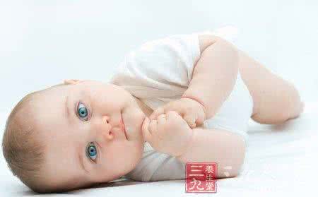 婴儿肚脐突出怎么办 婴儿罕见脐突1方