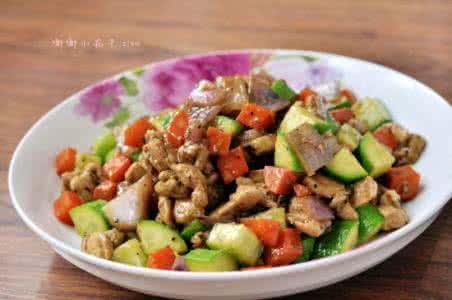 青椒鸡丁 鸡肉控的最爱；黑椒五彩鸡丁