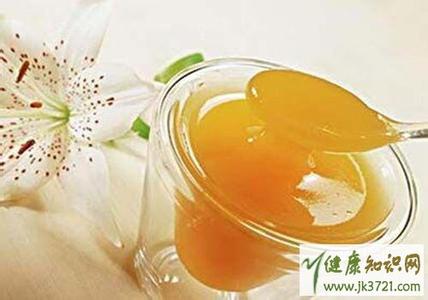 芹菜减肥法一周瘦20斤 蜂蜜水减肥法让你3天瘦5斤