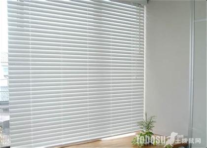 百叶窗帘使用方法 百叶窗帘使用方法 百叶窗帘如何清洗?百叶窗帘的使用方法
