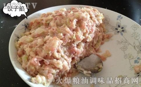 猪肉韭菜饺子馅怎么调 怎么调饺子馅才好吃