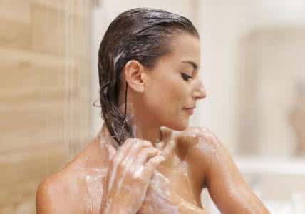 怎样辨别洗发水的真假 怎样挑选和使用洗发水