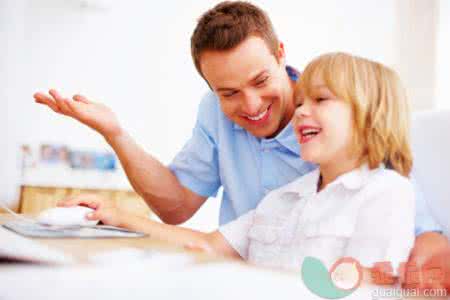 家长如何引导孩子阅读 孩子情绪失控时如何引导？值得家长收藏的超实用沟通句式 案例分析