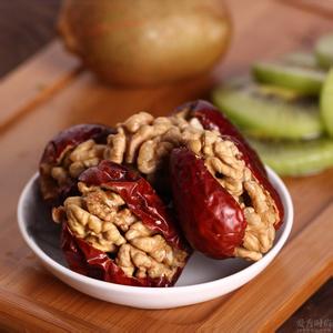 轻松解决脖子皱纹烦恼 八种食物来解决皱纹烦恼