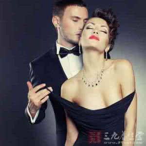 男人骑女人身上亲热 女人抗拒亲热背后的原因