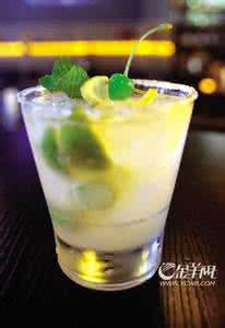 七次的初吻 初吻的茶杯