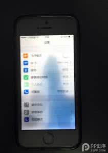 5s屏幕进酒精已解决 iPhone5s泡了酒精之后就变成大杯具了