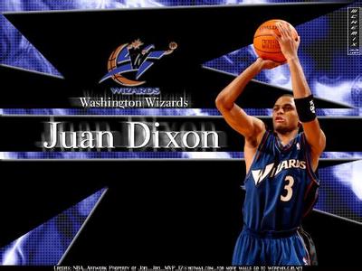 篮球正确投篮姿势 篮球的投篮姿势 投篮的正确姿势和手势