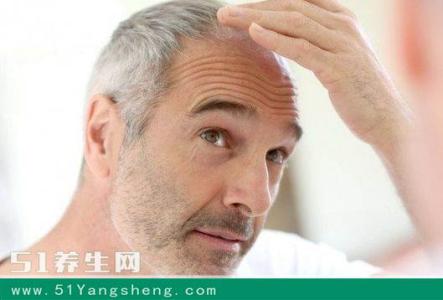 白发染黑发的危害 白发怎么治疗 白发的危害有什么