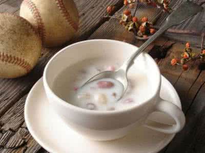 冬天喝酸奶太凉怎么办 冬天喝酸奶太凉怎么办 冬天喝酸奶凉能热一热喝吗