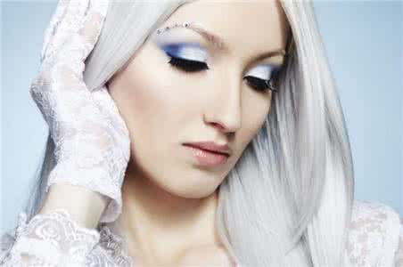 白发克星 白发克星 远离白发 9大白发克星帮到你