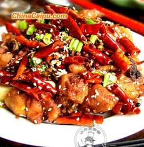 鸡肉和猪肉哪个好 鸡肉的安全隐患远大于猪肉