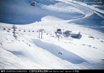 滑雪的技巧 滑雪技巧 冬季滑雪的技巧都有哪些