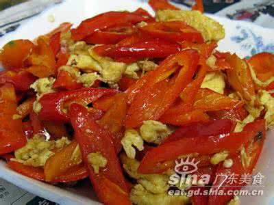 家常菜西红柿炒鸡蛋 简单家常菜 辣椒炒鸡蛋