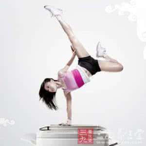 普拉提改善脊柱 健身运动 拉筋和普拉提帮你改善身体线条