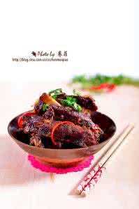 酥嫩香 外酥里嫩透着奇香的【吮指排骨】