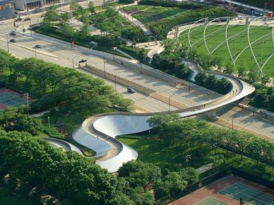 芝加哥千禧公园 美国芝加哥千禧公园步行桥BP?PEDESTRIAN?BRIDGE?IN?MILLENNIU...