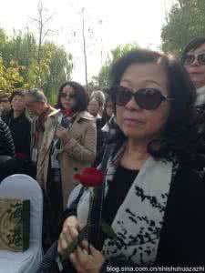 傅雷夫妇 冒死藏匿傅雷夫妇骨灰的姑娘