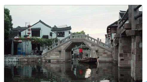 古镇文艺拍照姿势大全 古镇拍摄技巧