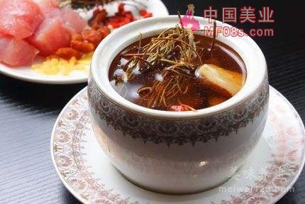 熬夜食疗 熬夜食疗 三中医食疗 击退熬夜后各种症状