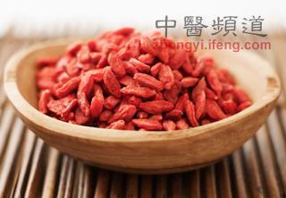 月子里吃什么补气血 一生中只有坐月子时不能吃枸杞