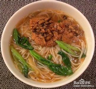 豆芽热量 吃得热乎且舒坦的豆芽大排米线