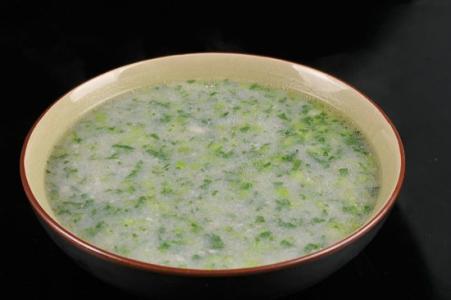 小孩胃口不好怎么办 胃口不好怎么办 大家都爱吃青菜粥