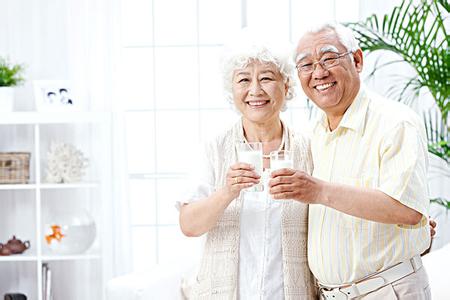 长寿木捶背图片 10大长寿秘方 收肛可养生 捶背能防癌