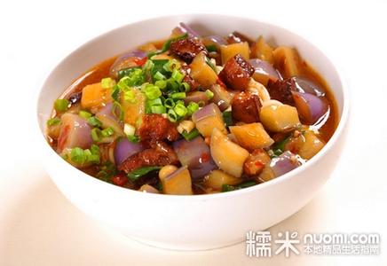 茄子肉丁面图片 茄子肉丁面