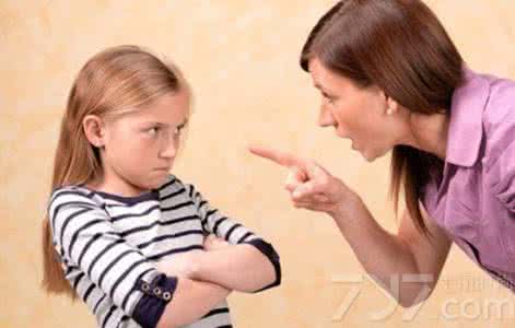 孩子发脾气 孩子发脾气时家长怎么处理?五招助妈妈一臂之力