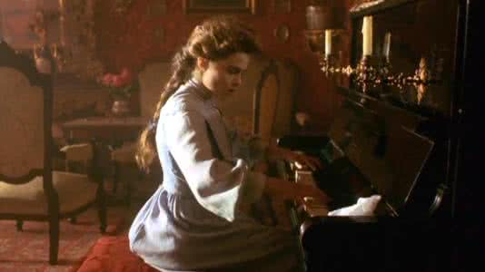 看得见风景的房间 英国剧情电影《看得见风景的房间》中字完整版