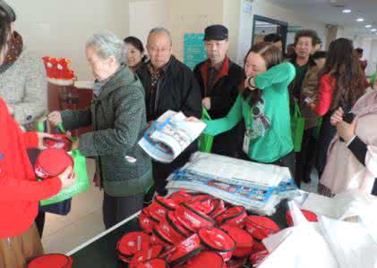 青光眼眼睛是青色的吗 015年世界青光眼周“青之友会员活动”完美举行