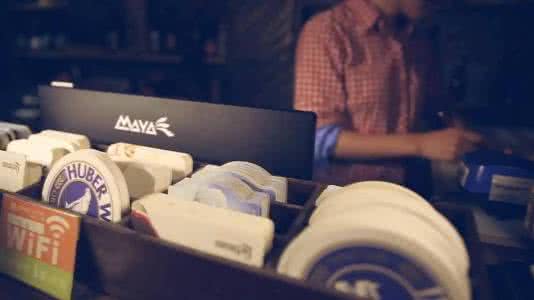 我有一壶酒足以慰风尘 一壶岁月酒,足以慰风尘