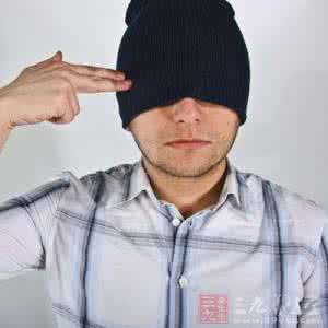 梅雨季节家里到处发霉 梅雨季心情易“发霉” 一周接诊5位自杀患者