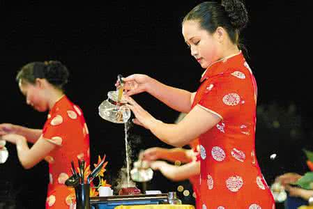 功夫茶冲泡方法 功夫茶冲泡讲解词（台式21泡）/茶艺四君子