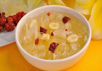 嫩白肌肤 5款汤饮喝出嫩白肌肤