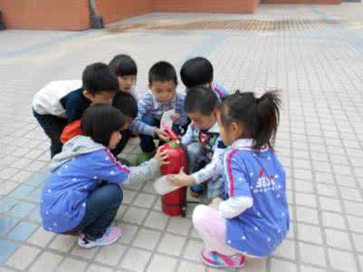 小孩学会走路 五岁孩子必须学会的技能