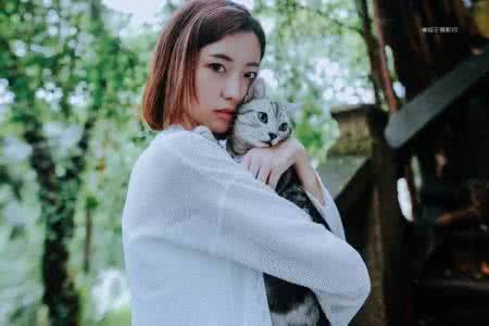 男人喜欢女人行为暗示 女人10种极品行为 男人永远无法接受