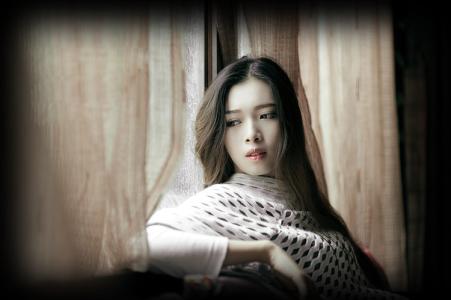 温暖心灵的情感美文 总是一个人的时候,轻轻的想起你【情感美文】